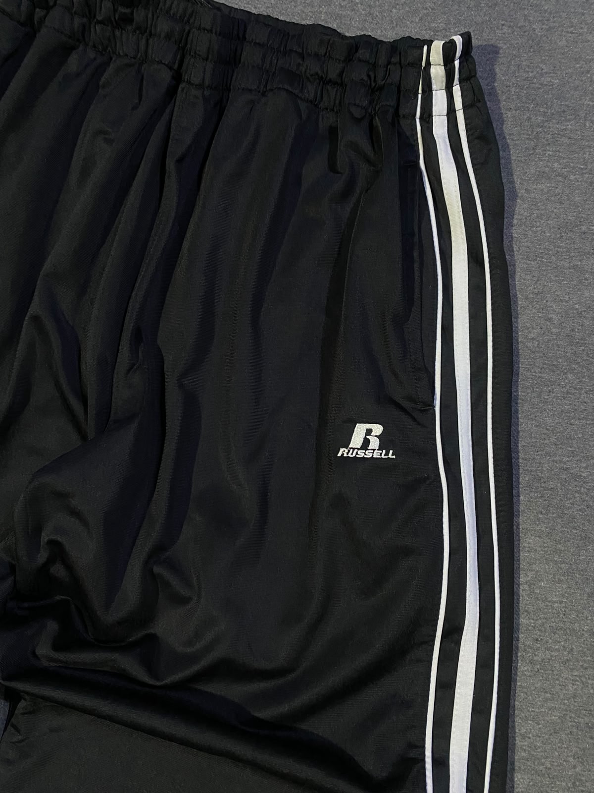 BUZO RUSSELL BAGGY NEGRO